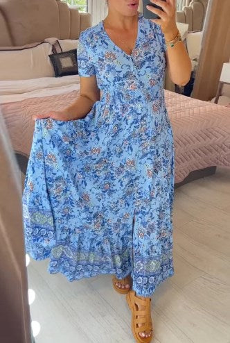 Carmen | Tijdloze bloemen v-hals jurk