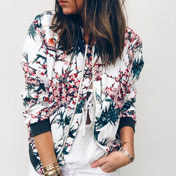 Hazel | Bomberjack met trendy bloemenprint