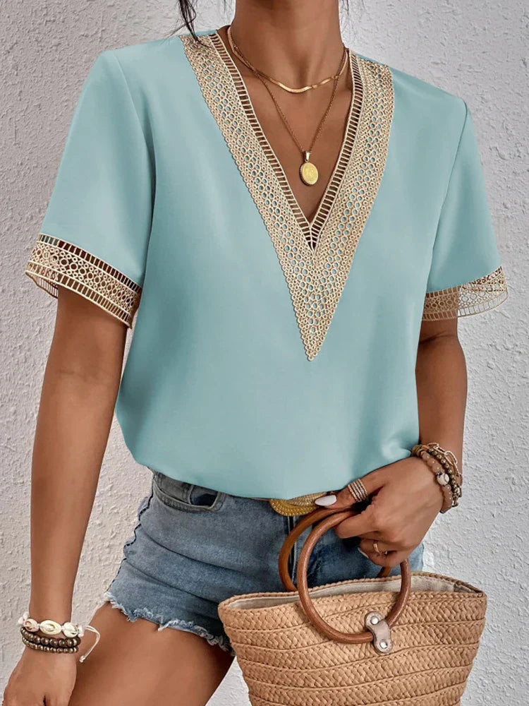 Davina | Elegante blouse met luxe kanten details
