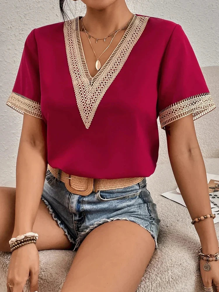 Davina | Elegante blouse met luxe kanten details