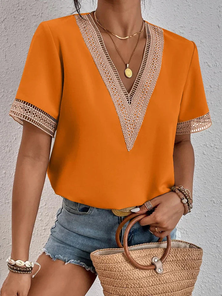 Davina | Elegante blouse met luxe kanten details