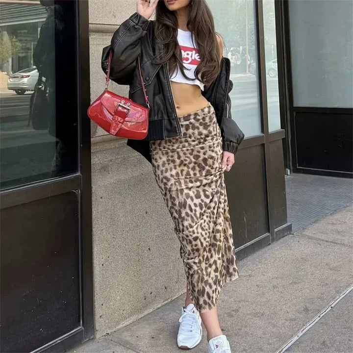 Cleo | Stijlvolle midi-rok met gedurfde panterprint