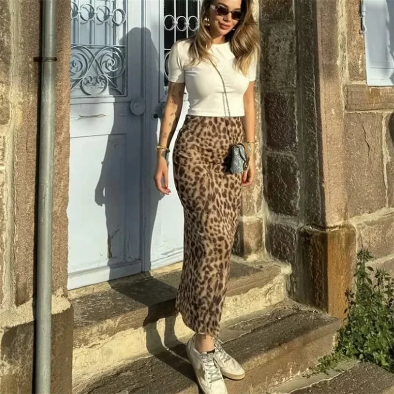 Cleo | Stijlvolle midi-rok met gedurfde panterprint