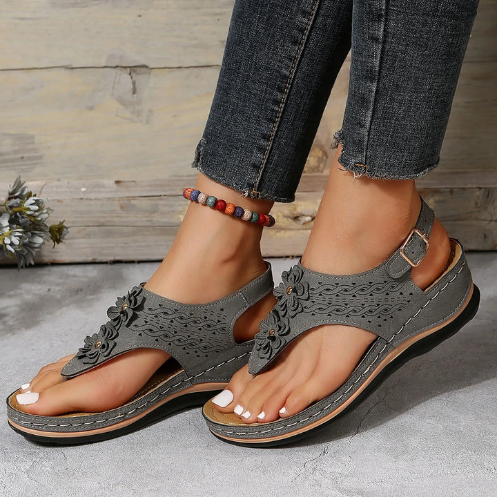 Angelie | Orthopedische sandalen met bloemen