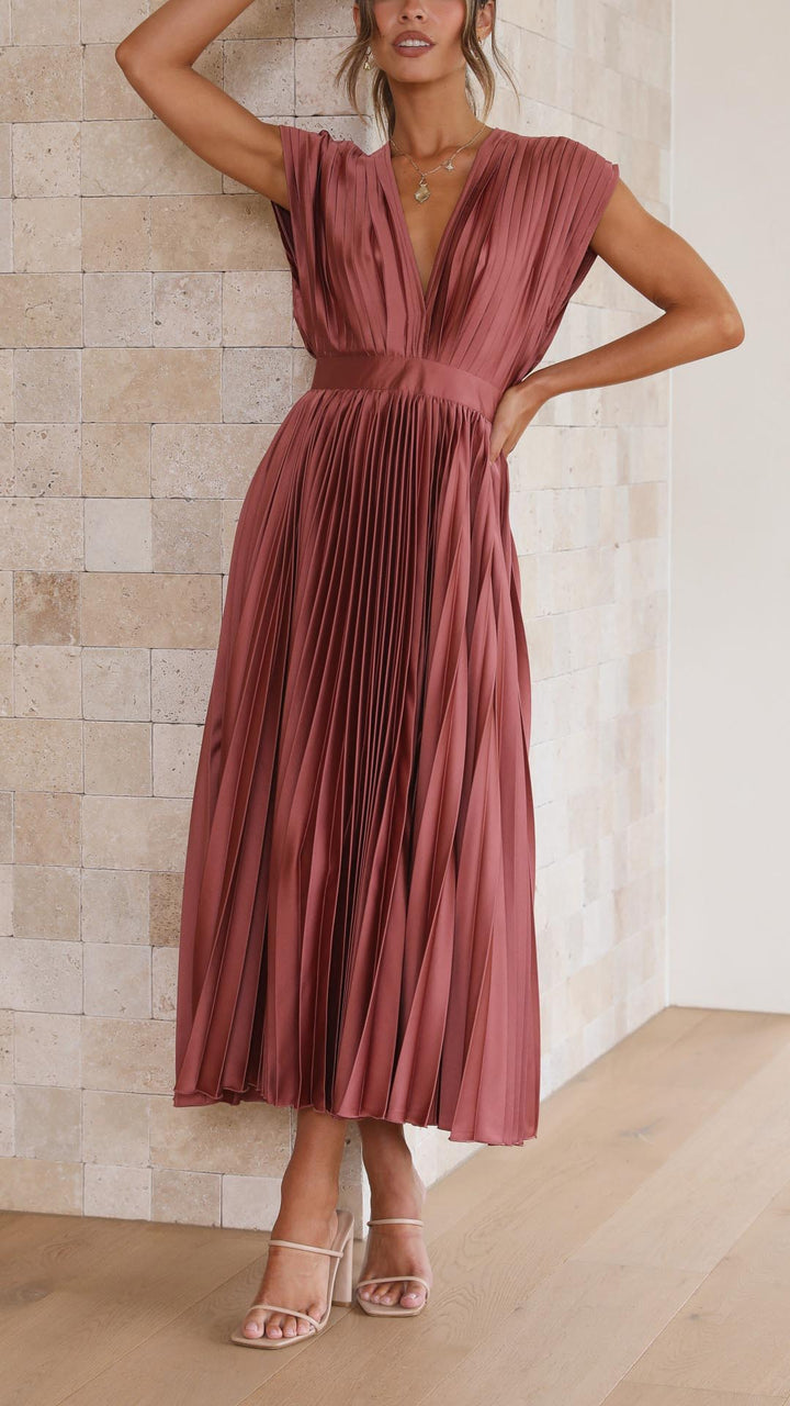 Elvie | Tijdloze jurk met elegante plooien